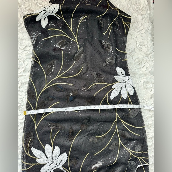 Belle Badgley Mischka Dress Gown 6 Black Embroidered Sequins Leaves Gold Formal - Picture 5 of 12